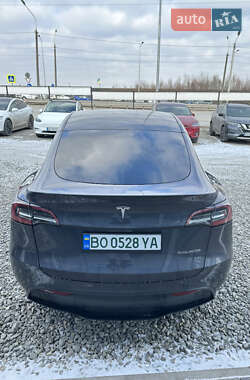 Внедорожник / Кроссовер Tesla Model Y 2021 в 