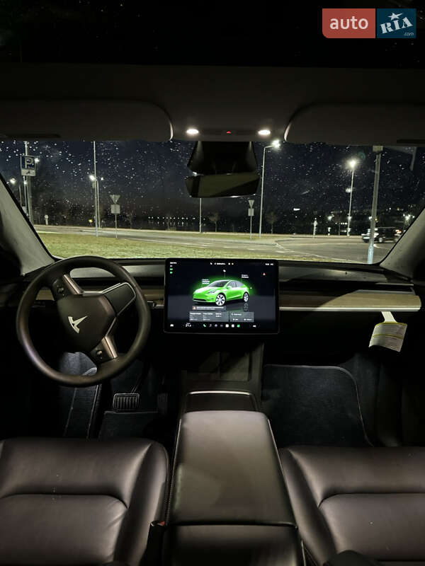 Позашляховик / Кросовер Tesla Model Y 2023 в Вінниці