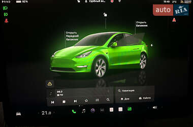 Внедорожник / Кроссовер Tesla Model Y 2023 в 