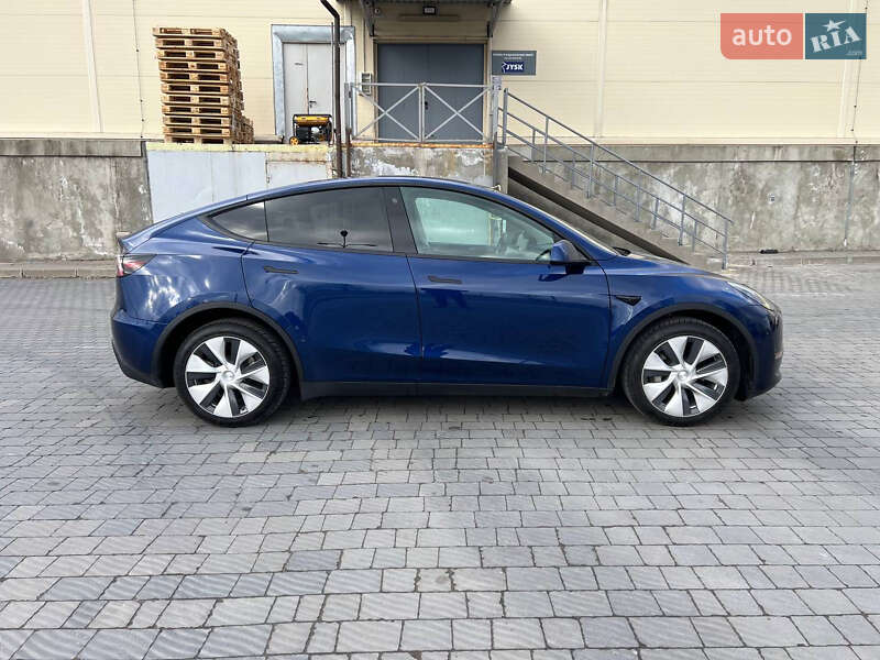 Внедорожник / Кроссовер Tesla Model Y 2022 в Львове