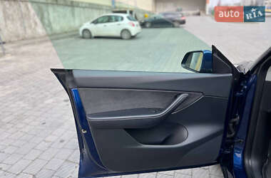 Внедорожник / Кроссовер Tesla Model Y 2022 в 