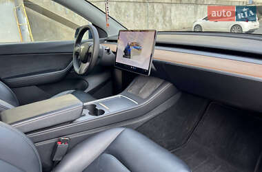 Внедорожник / Кроссовер Tesla Model Y 2022 в 