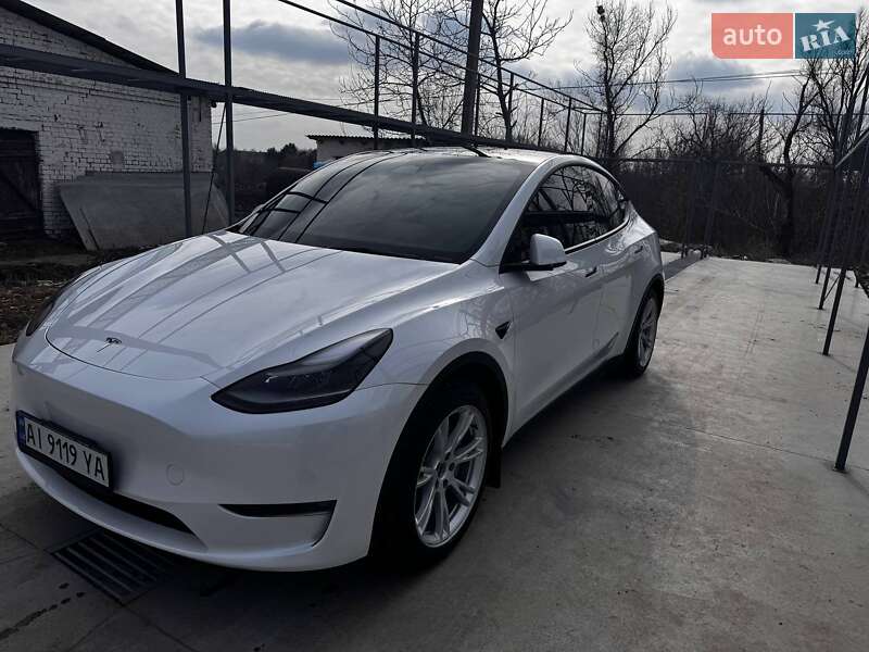 Внедорожник / Кроссовер Tesla Model Y 2023 в Виннице