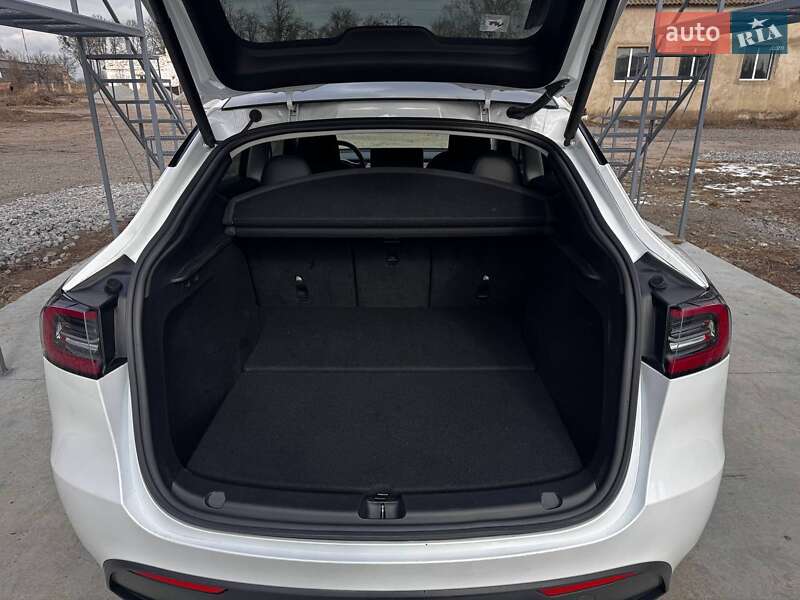 Внедорожник / Кроссовер Tesla Model Y 2023 в Виннице