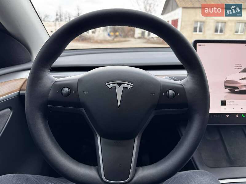 Внедорожник / Кроссовер Tesla Model Y 2023 в Виннице