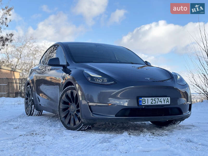 Позашляховик / Кросовер Tesla Model Y 2022 в Києві