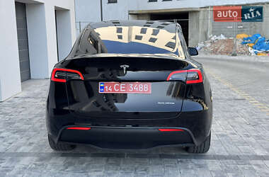 Внедорожник / Кроссовер Tesla Model Y 2022 в 