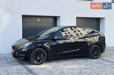 Внедорожник / Кроссовер Tesla Model Y 2022 в 