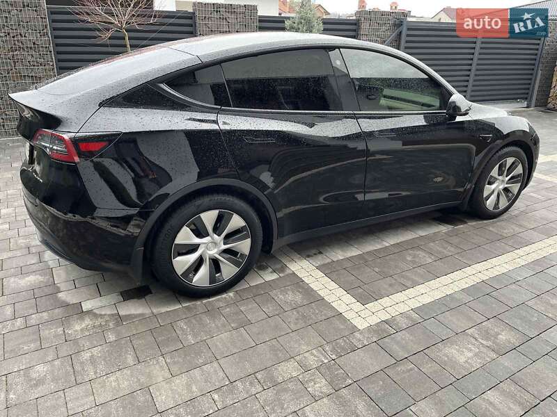 Внедорожник / Кроссовер Tesla Model Y 2021 в Львове