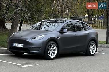 Внедорожник / Кроссовер Tesla Model Y 2023 в Киеве