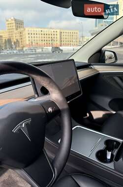 Внедорожник / Кроссовер Tesla Model Y 2022 в 