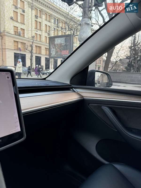 Внедорожник / Кроссовер Tesla Model Y 2022 в Харькове