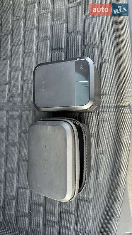 Внедорожник / Кроссовер Tesla Model Y 2022 в Тернополе