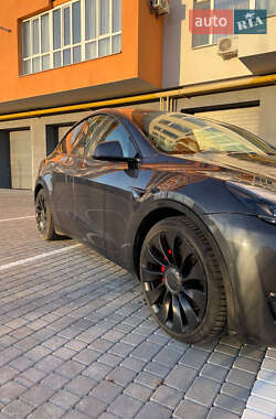Внедорожник / Кроссовер Tesla Model Y 2022 в 