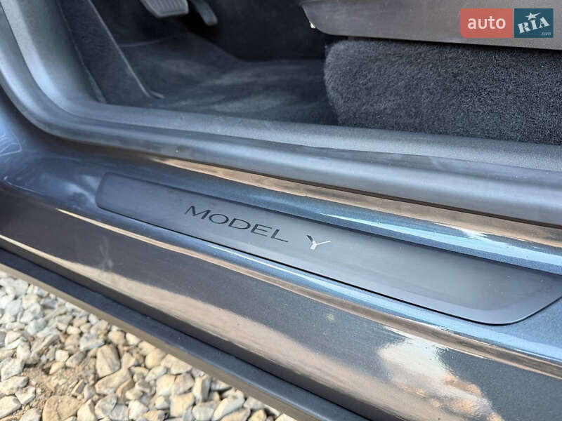 Позашляховик / Кросовер Tesla Model Y 2020 в Коломиї фото 15 Позашляховик / Кросовер Tesla Model Y 2020 в Коломиї