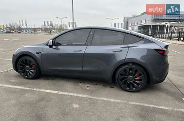 Позашляховик / Кросовер Tesla Model Y 2023 в Києві