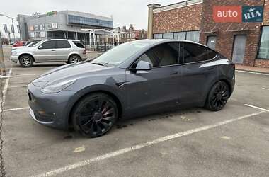 Позашляховик / Кросовер Tesla Model Y 2023 в Києві