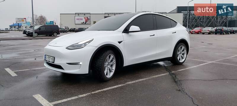 Внедорожник / Кроссовер Tesla Model Y 2023 в 