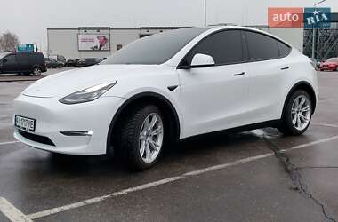 Внедорожник / Кроссовер Tesla Model Y 2023 в 
