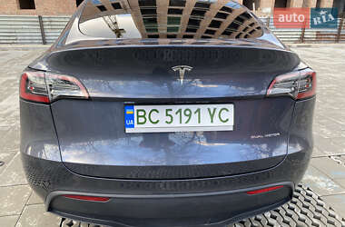 Внедорожник / Кроссовер Tesla Model Y 2023 в 