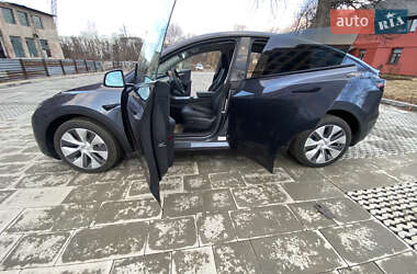 Внедорожник / Кроссовер Tesla Model Y 2023 в 