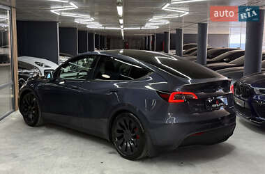 Внедорожник / Кроссовер Tesla Model Y 2022 в 