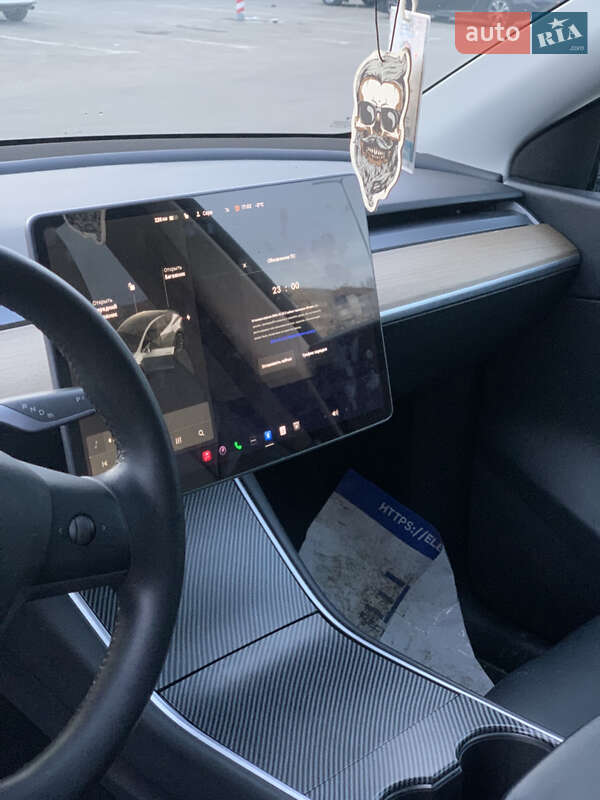 Внедорожник / Кроссовер Tesla Model Y 2020 в Харькове