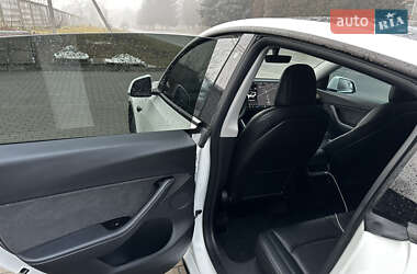 Позашляховик / Кросовер Tesla Model Y 2020 в 