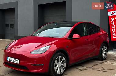 Внедорожник / Кроссовер Tesla Model Y 2023 в 