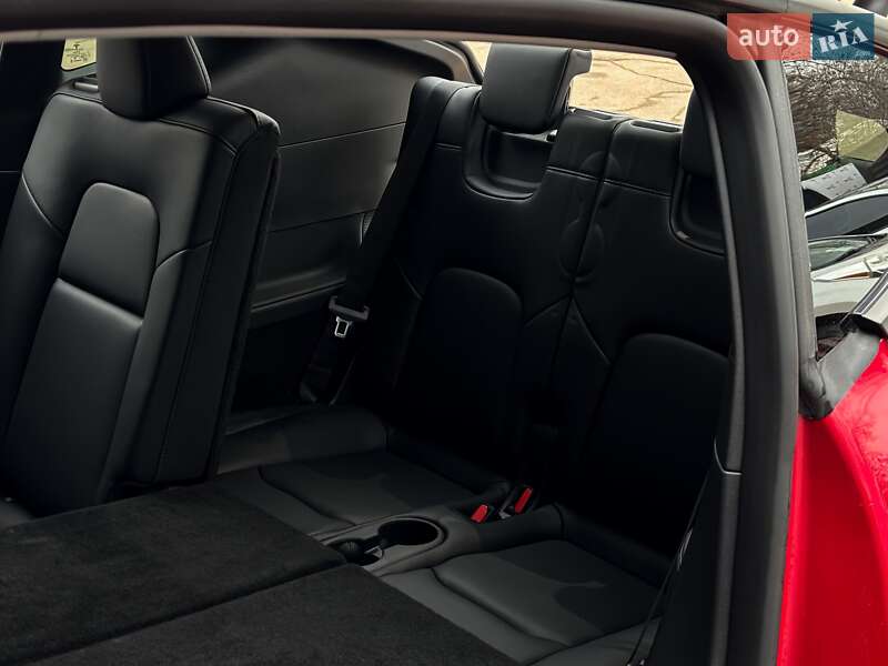 Внедорожник / Кроссовер Tesla Model Y 2023 в Киеве фото 15 Внедорожник / Кроссовер Tesla Model Y 2023 в Киеве