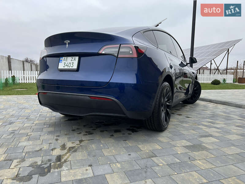 Внедорожник / Кроссовер Tesla Model Y 2023 в 