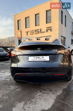 Внедорожник / Кроссовер Tesla Model Y 2024 в 