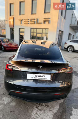 Внедорожник / Кроссовер Tesla Model Y 2024 в 