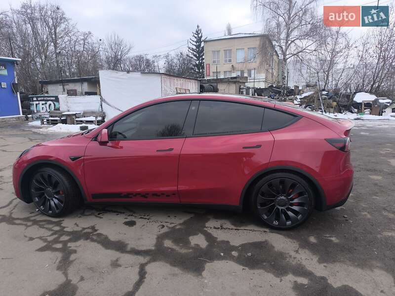 Позашляховик / Кросовер Tesla Model Y 2022 в Києві