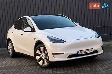 Внедорожник / Кроссовер Tesla Model Y 2021 в 