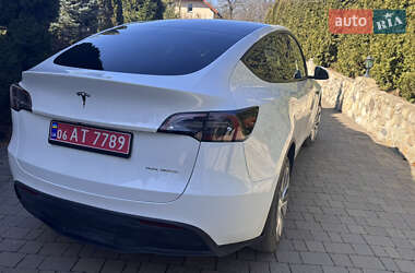 Внедорожник / Кроссовер Tesla Model Y 2023 в 