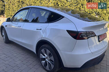 Внедорожник / Кроссовер Tesla Model Y 2023 в 