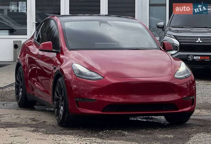 Позашляховик / Кросовер Tesla Model Y 2023 в Харкові