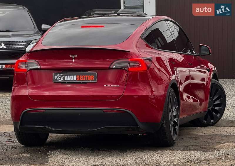 Позашляховик / Кросовер Tesla Model Y 2023 в Харкові