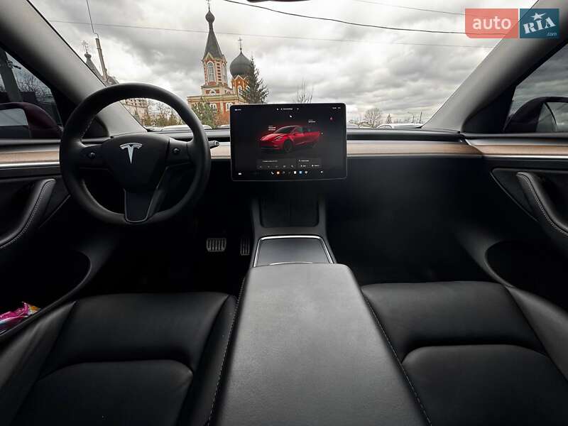 Позашляховик / Кросовер Tesla Model Y 2023 в Харкові