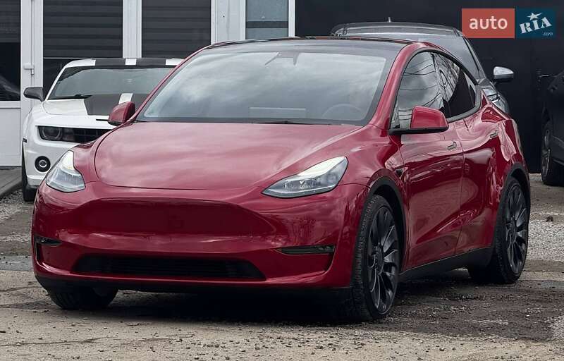 Позашляховик / Кросовер Tesla Model Y 2023 в Харкові