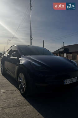Внедорожник / Кроссовер Tesla Model Y 2023 в Киеве