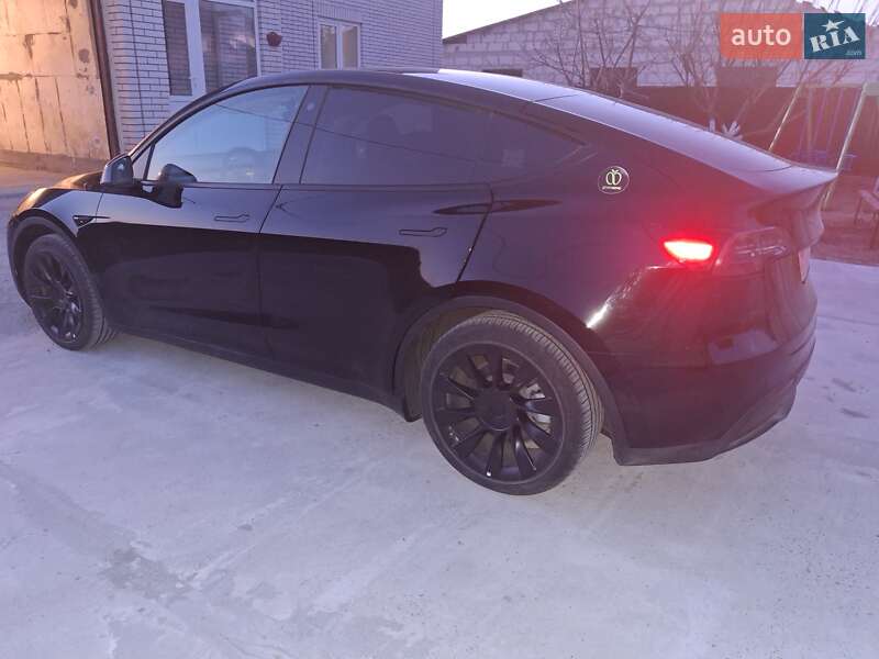 Внедорожник / Кроссовер Tesla Model Y 2021 в Кагарлыке