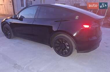 Внедорожник / Кроссовер Tesla Model Y 2021 в 