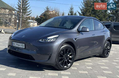 Внедорожник / Кроссовер Tesla Model Y 2023 в Дрогобыче