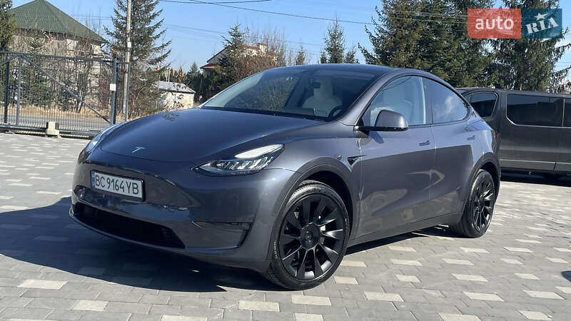 Позашляховик / Кросовер Tesla Model Y 2023 в Дрогобичі