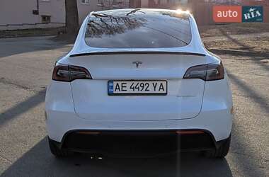 Внедорожник / Кроссовер Tesla Model Y 2021 в 