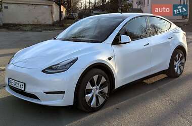Внедорожник / Кроссовер Tesla Model Y 2021 в 
