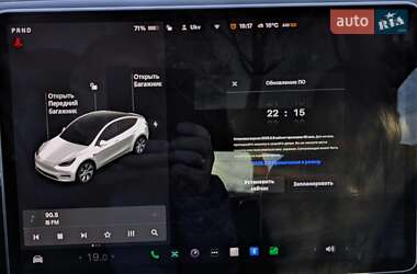 Внедорожник / Кроссовер Tesla Model Y 2021 в 