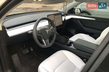 Внедорожник / Кроссовер Tesla Model Y 2023 в 